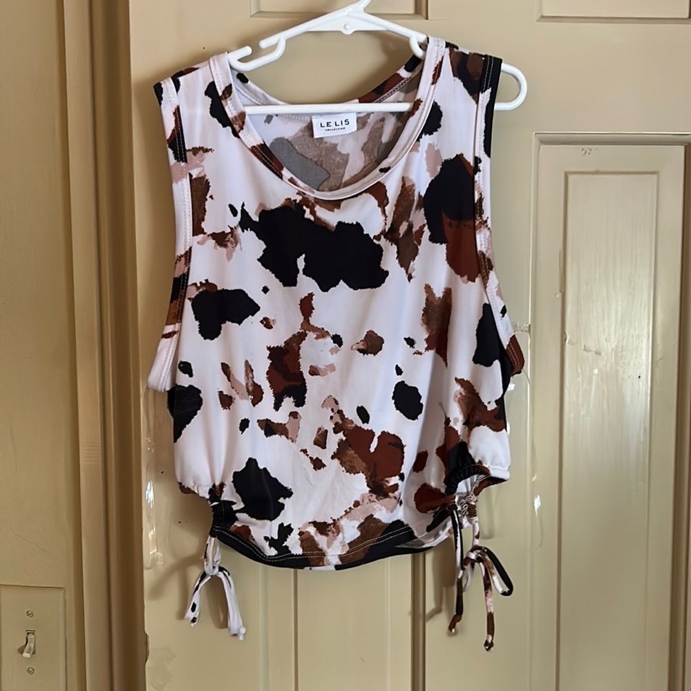 Cowprint side tie top